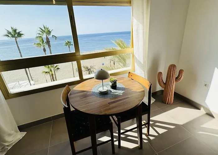 Room City Estepona Poseidon -Sea Views-