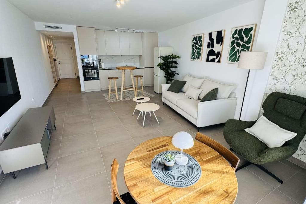 Apartment Poseidon -sea Views- *