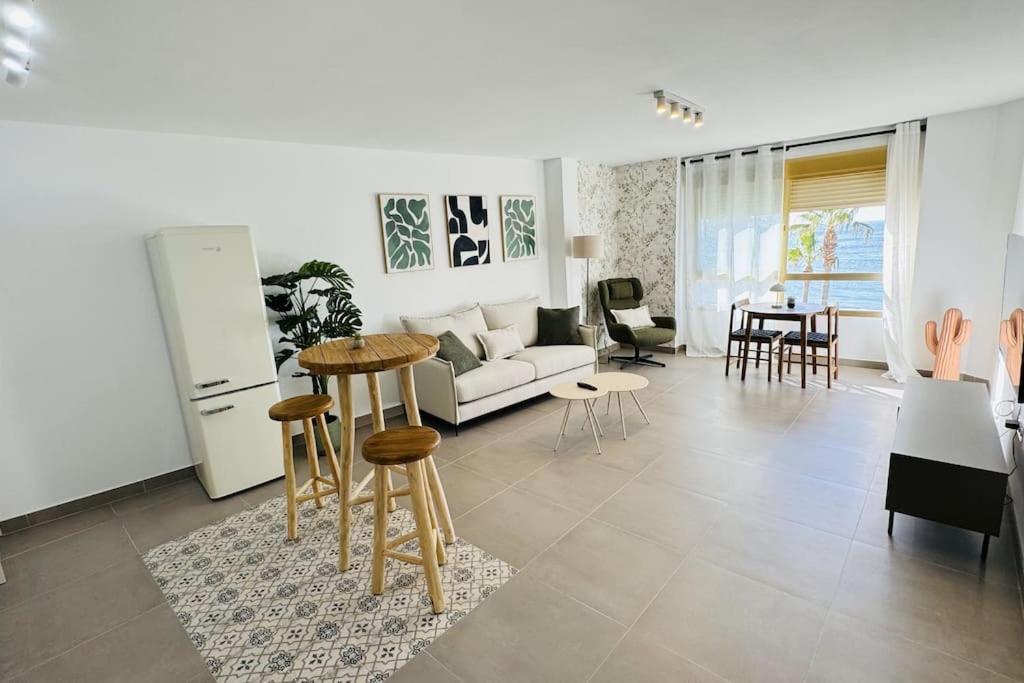 Poseidon -sea Views- Apartment